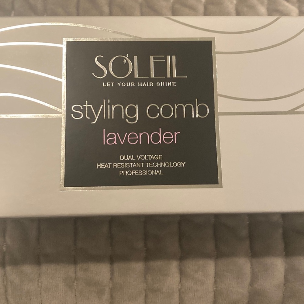 Soleil Styling Comb in Popular Lavender Color
